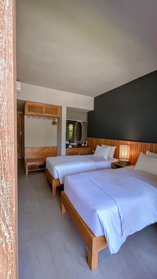 Umadewi Surf & Retreat Hotell Pulukan Eksteriør bilde