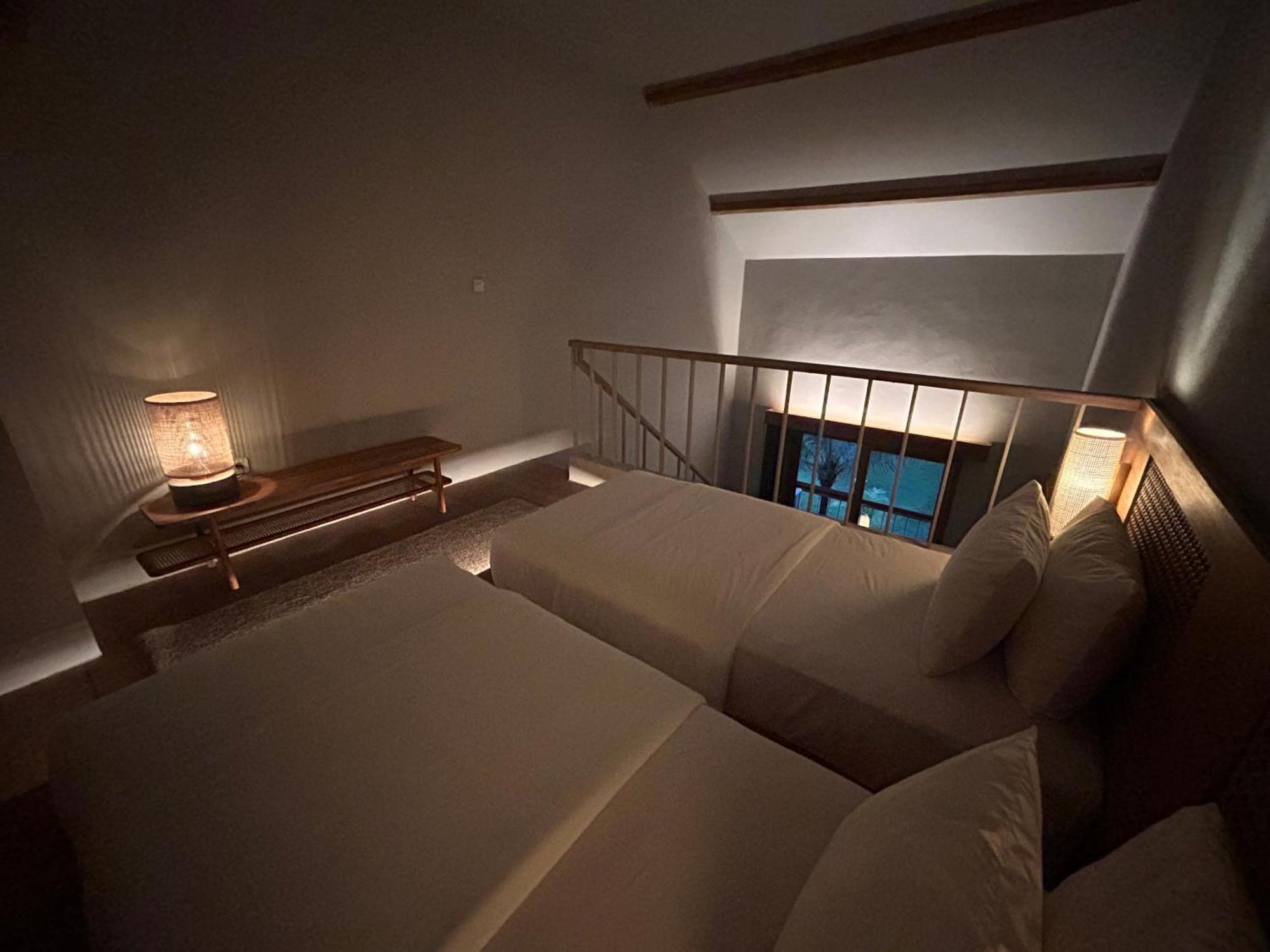 Umadewi Surf & Retreat Hotell Pulukan Eksteriør bilde